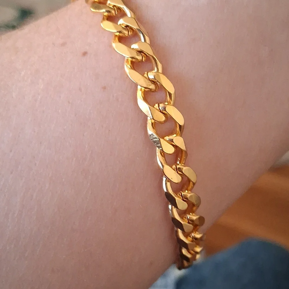 Gold Tone Chain Bracelet